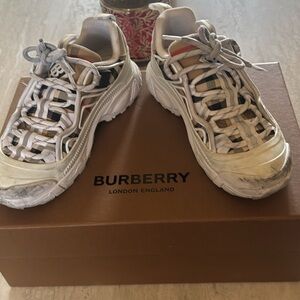 SOLD!! Burberry kid sneakers